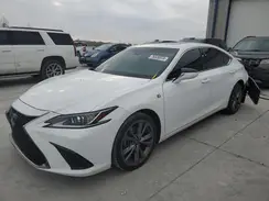 58ABZ1B14KU010010 2019 LEXUS ES