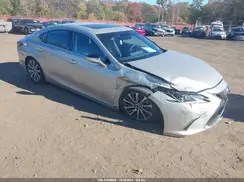 58ABZ1B14KU020147 2019 LEXUS ES