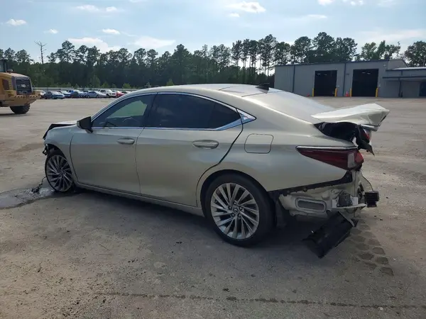58ABZ1B14KU020889 2019 LEXUS ES - Image 2