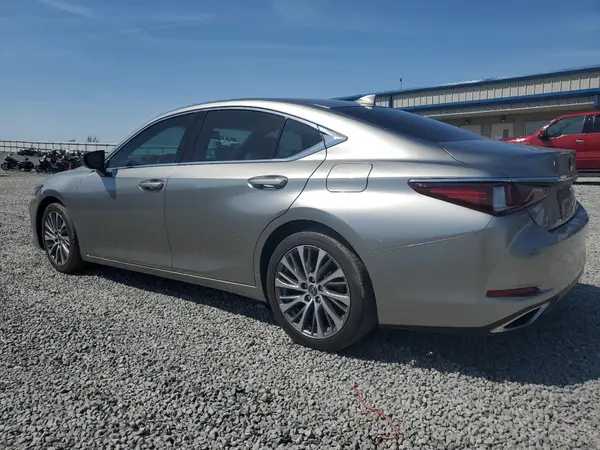 58ABZ1B14KU028443 2019 LEXUS ES - Image 2
