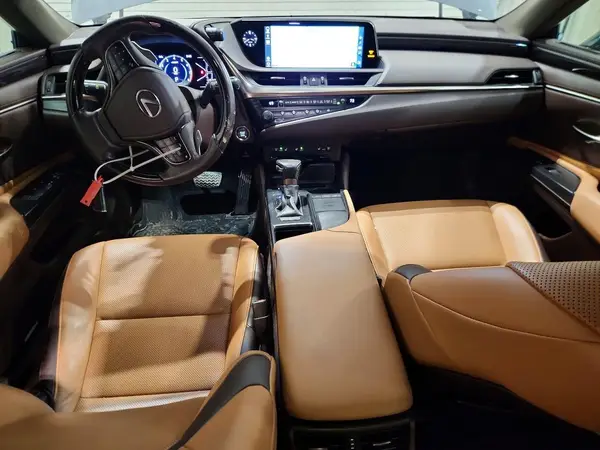 58ABZ1B14KU038129 2019 LEXUS ES - Image 8