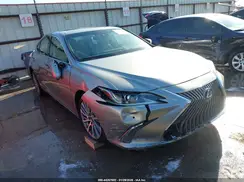 58ABZ1B14KU038907 2019 LEXUS ES