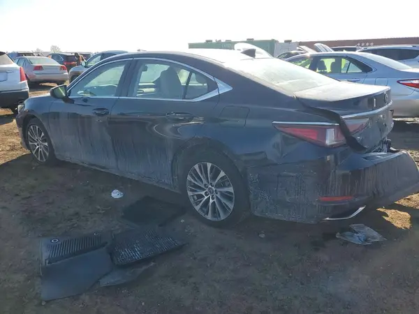 58ABZ1B14KU045467 2019 LEXUS ES - Image 2