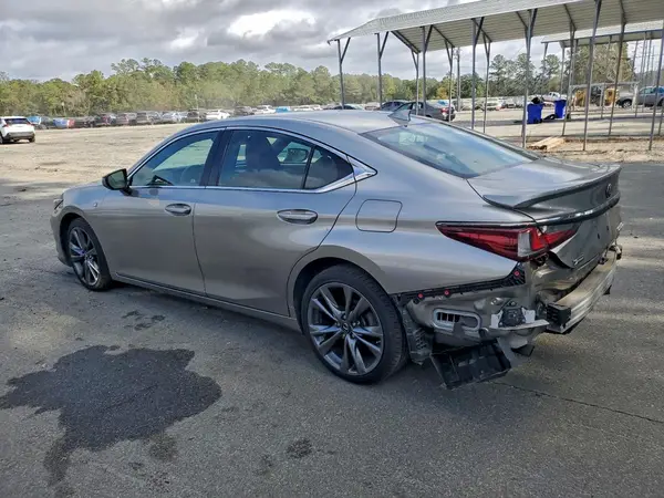 58ABZ1B14KU047462 2019 LEXUS ES - Image 2