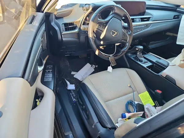 58ABZ1B15KU002272 2019 LEXUS ES - Image 8