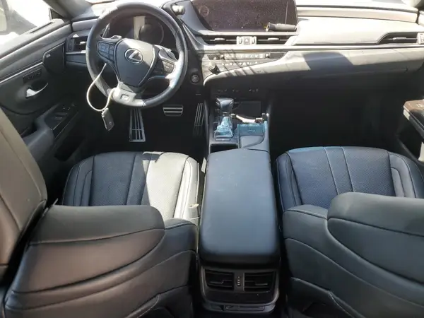 58ABZ1B15KU004619 2019 LEXUS ES - Image 8