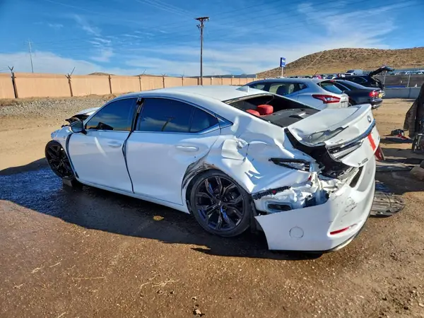 58ABZ1B15KU007763 2019 LEXUS ES - Image 2