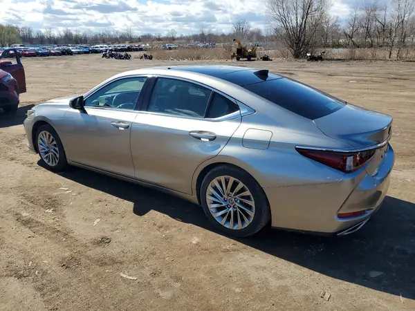 58ABZ1B15KU013014 2019 LEXUS ES - Image 2