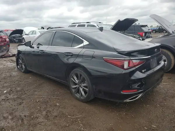 58ABZ1B15KU015765 2019 LEXUS ES - Image 2
