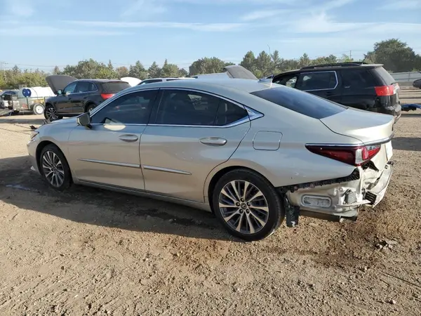 58ABZ1B15KU022036 2019 LEXUS ES - Image 2