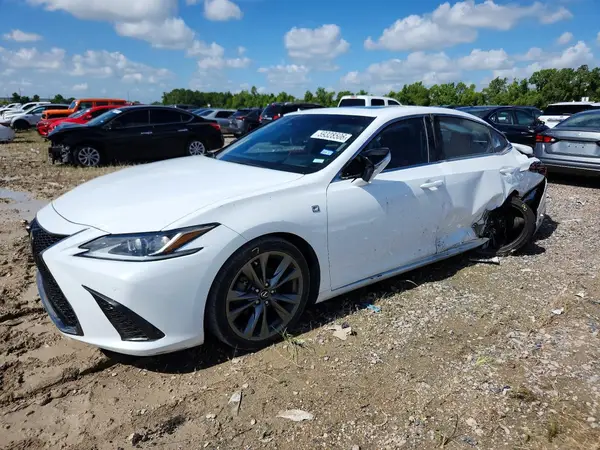 58ABZ1B15KU022750 2019 LEXUS ES - Image 1