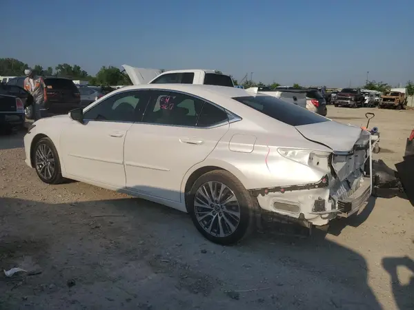 58ABZ1B15KU023753 2019 LEXUS ES - Image 2