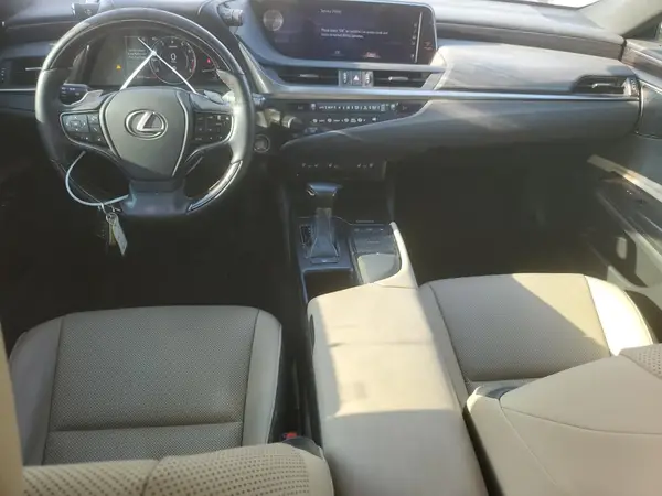 58ABZ1B15KU023753 2019 LEXUS ES - Image 8