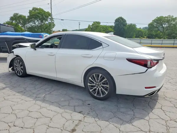 58ABZ1B15KU024403 2019 LEXUS ES - Image 2