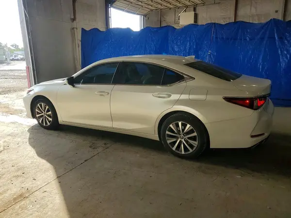 58ABZ1B15KU026328 2019 LEXUS ES - Image 2