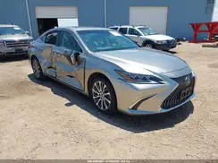 58ABZ1B15KU027298 2019 LEXUS ES