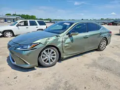 58ABZ1B15KU027561 2019 LEXUS ES