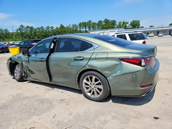58ABZ1B15KU027561 2019 LEXUS ES - Image 2