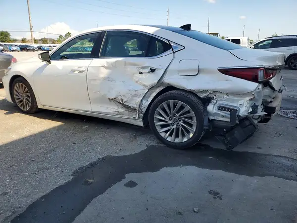 58ABZ1B15KU029522 2019 LEXUS ES - Image 2