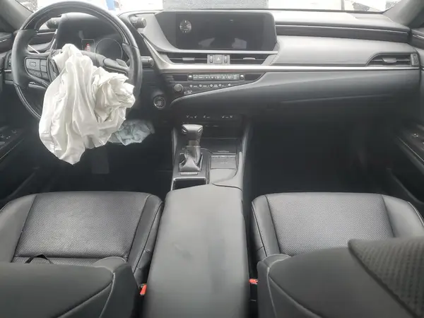 58ABZ1B15KU032114 2019 LEXUS ES - Image 8