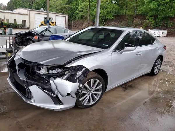 58ABZ1B15KU032632 2019 LEXUS ES - Image 1