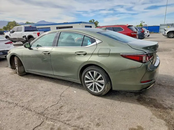 58ABZ1B15KU034381 2019 LEXUS ES - Image 2