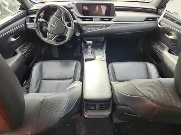58ABZ1B15KU034381 2019 LEXUS ES - Image 8