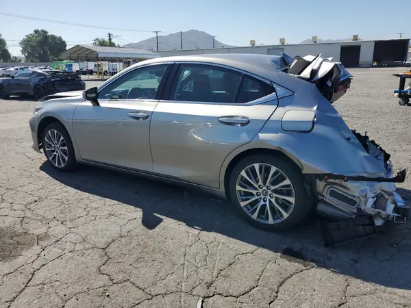 58ABZ1B15KU038298 2019 LEXUS ES - Image 2