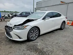58ABZ1B15KU040522 2019 LEXUS ES