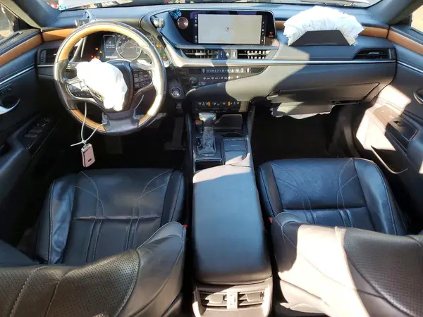 58ABZ1B15KU047843 2019 LEXUS ES - Image 8