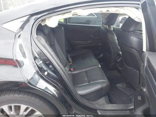 58ABZ1B15KU049012 2019 LEXUS ES - Image 8