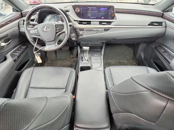 58ABZ1B15KU049513 2019 LEXUS ES - Image 8