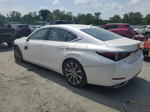 58ABZ1B16KU002491 2019 LEXUS ES - Image 2