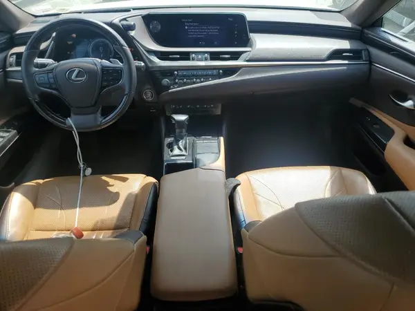 58ABZ1B16KU002491 2019 LEXUS ES - Image 8
