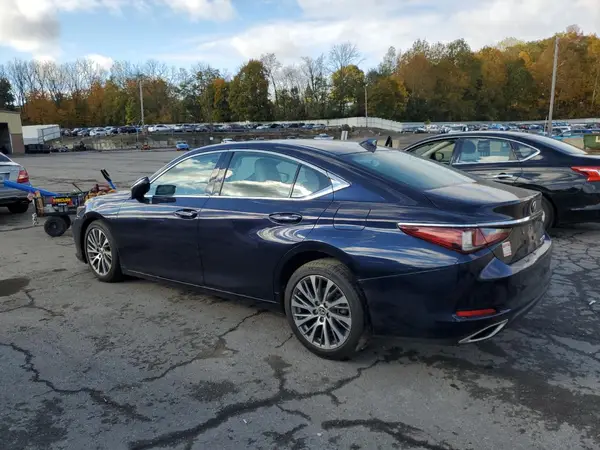 58ABZ1B16KU004404 2019 LEXUS ES - Image 2