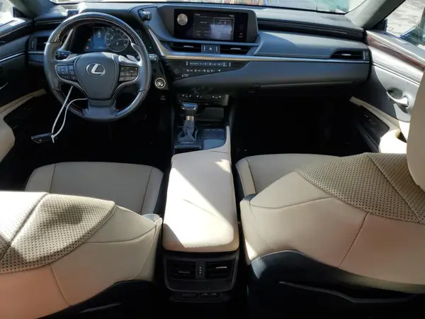 58ABZ1B16KU004404 2019 LEXUS ES - Image 8