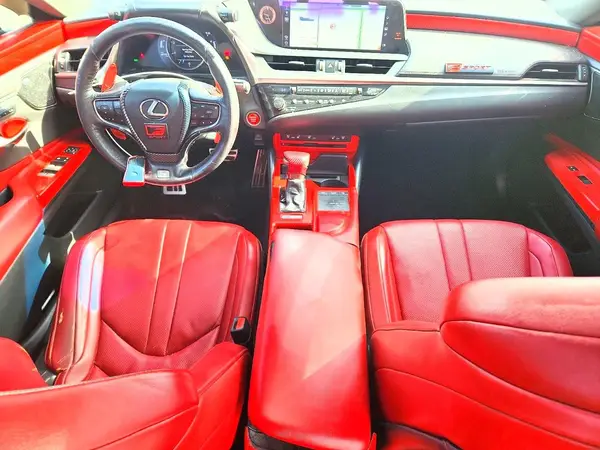 58ABZ1B16KU009697 2019 LEXUS ES - Image 8