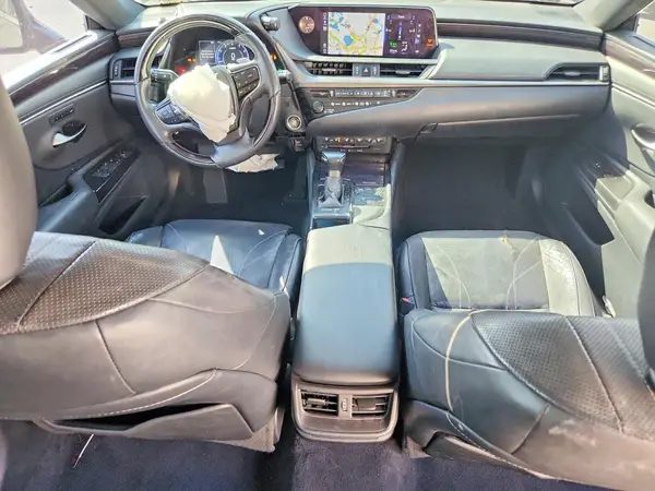 58ABZ1B16KU010073 2019 LEXUS ES - Image 8