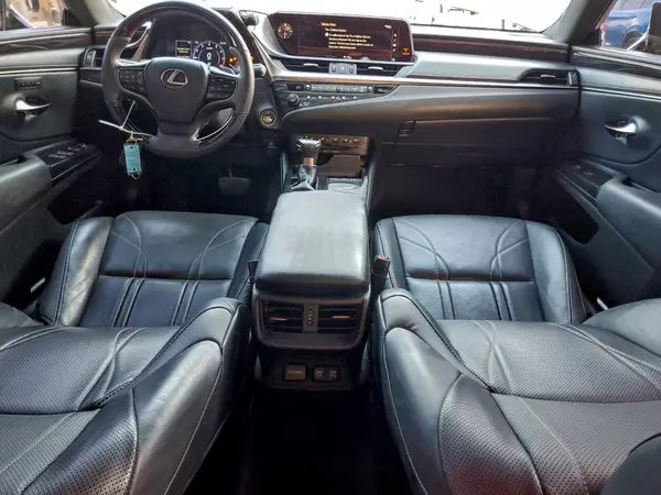 58ABZ1B16KU016116 2019 LEXUS ES - Image 8