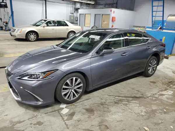 58ABZ1B16KU016892 2019 LEXUS ES - Image 1