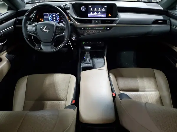 58ABZ1B16KU016892 2019 LEXUS ES - Image 8