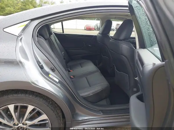 58ABZ1B16KU018612 2019 LEXUS ES - Image 8