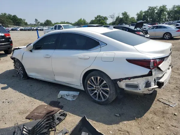 58ABZ1B16KU019176 2019 LEXUS ES - Image 2