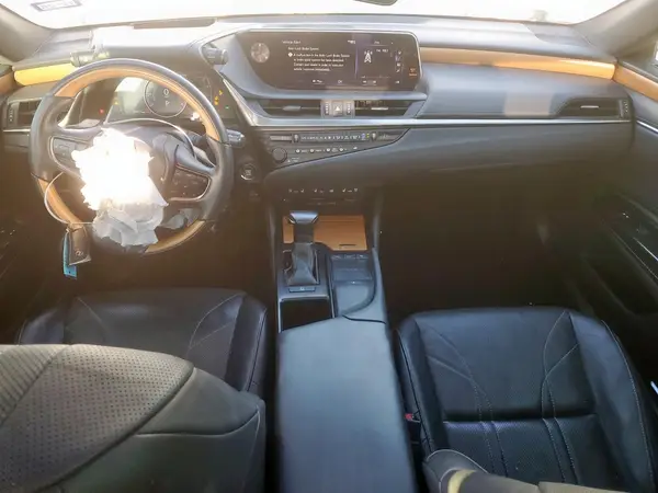 58ABZ1B16KU020523 2019 LEXUS ES - Image 8