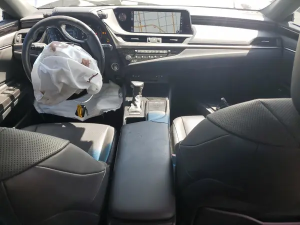 58ABZ1B16KU024281 2019 LEXUS ES - Image 8