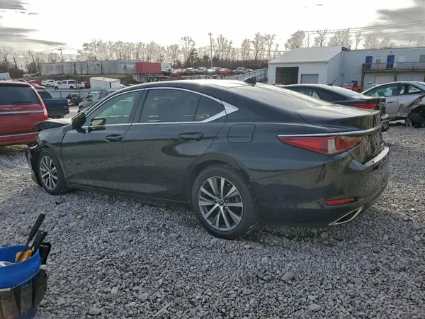 58ABZ1B16KU026581 2019 LEXUS ES - Image 2
