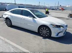 58ABZ1B16KU031294 2019 LEXUS ES