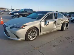 58ABZ1B16KU031778 2019 LEXUS ES