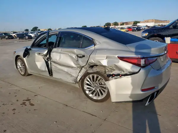 58ABZ1B16KU031778 2019 LEXUS ES - Image 2