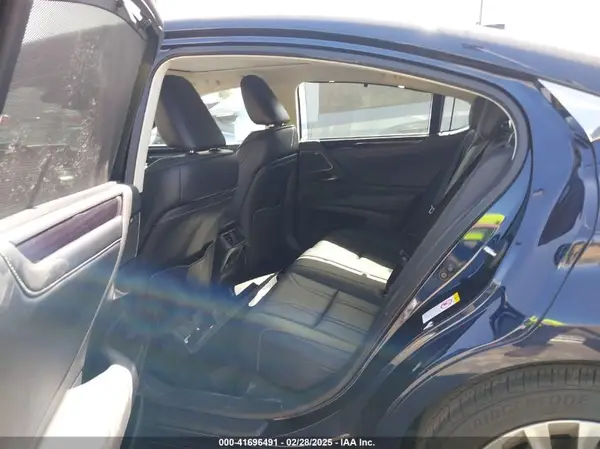 58ABZ1B16KU039556 2019 LEXUS ES - Image 8